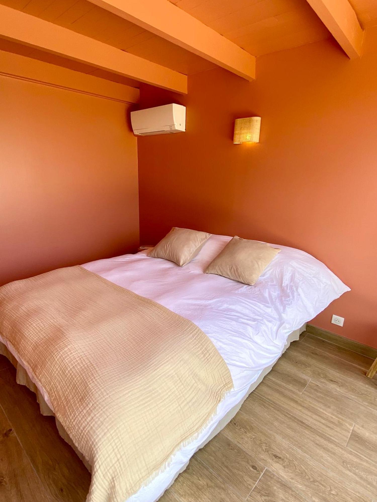 Maison Pour 12P, Piscine A Debordement Chauffee D'Avril A Octobre Inclus Ruoms Exteriör bild